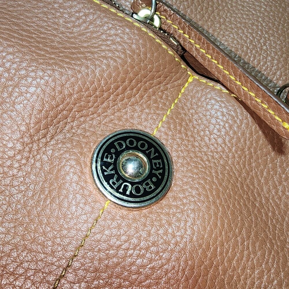 DOONEY BOURKE GUC PEBBLED LEATHER TOTE BAG - Picture 3 of 11